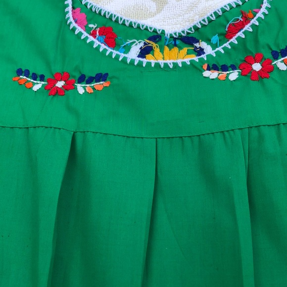 🇲🇽 NWT Traditional Mexican blouse. - Picture 5 of 5